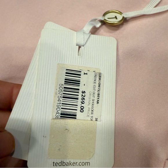 Ted Baker Pink Floral Print Off Shoulder Top SZ 4 =US Sz 10 NWT Ret $269 - Picture 6 of 11